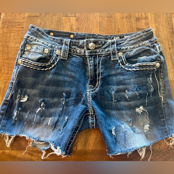 Miss Me Pants - Miss Me Denim Shorts (Cut Off Jeans) Size 29